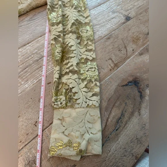 Gibbs-Louis 60s Vintage Gold Floral Lace Two-Piece Holiday Set - Picture 9 of 14